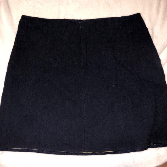 Impeccable pig embroidered skirt - Picture 2 of 3